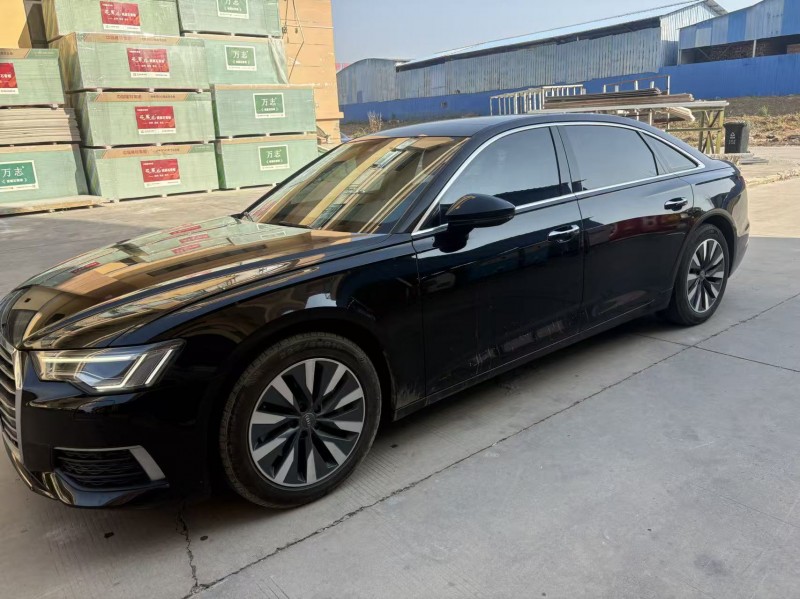 苏州22年奥迪A6L3