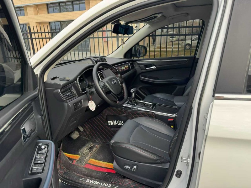 广州21年SWM斯威汽车G057