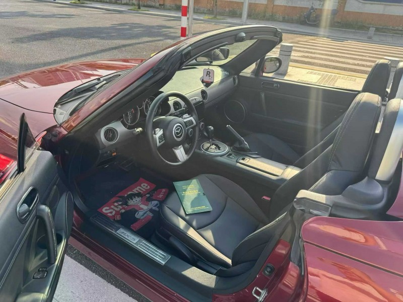 广州10年马自达MX-57