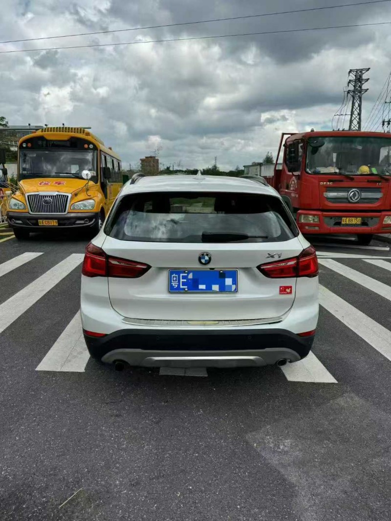 广州16年宝马X14