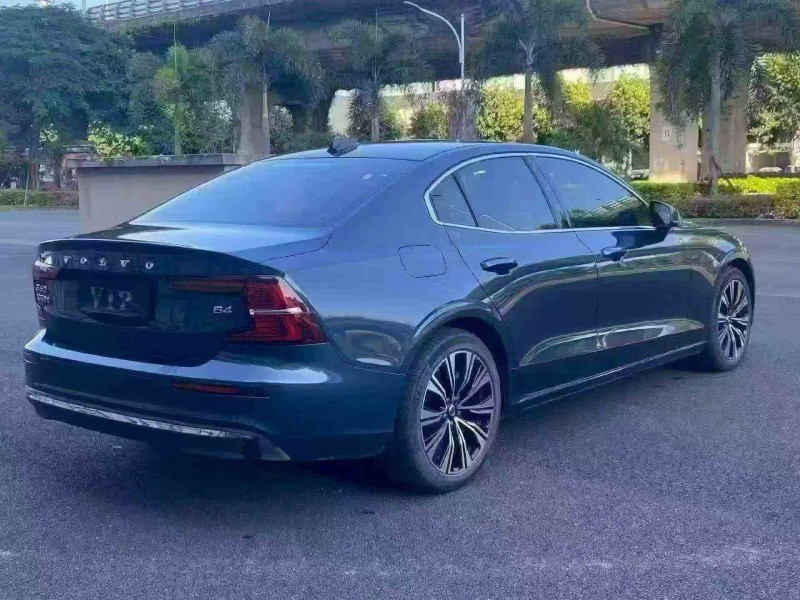 南平24年沃尔沃S60L7