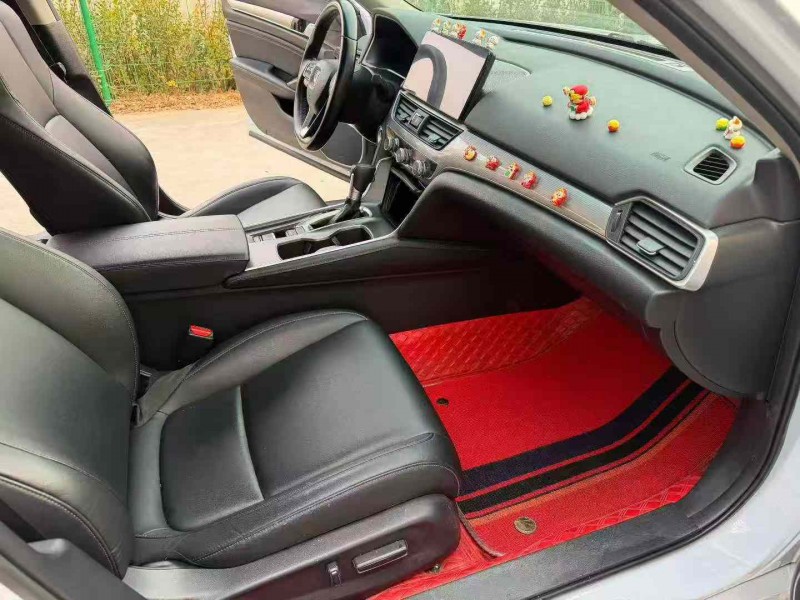 徐州22年本田雅阁5