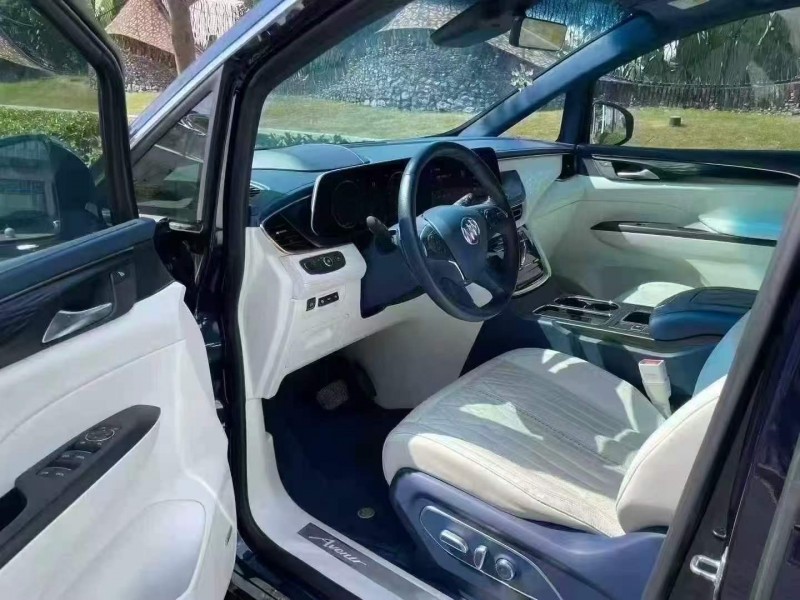 深圳21年别克GL84