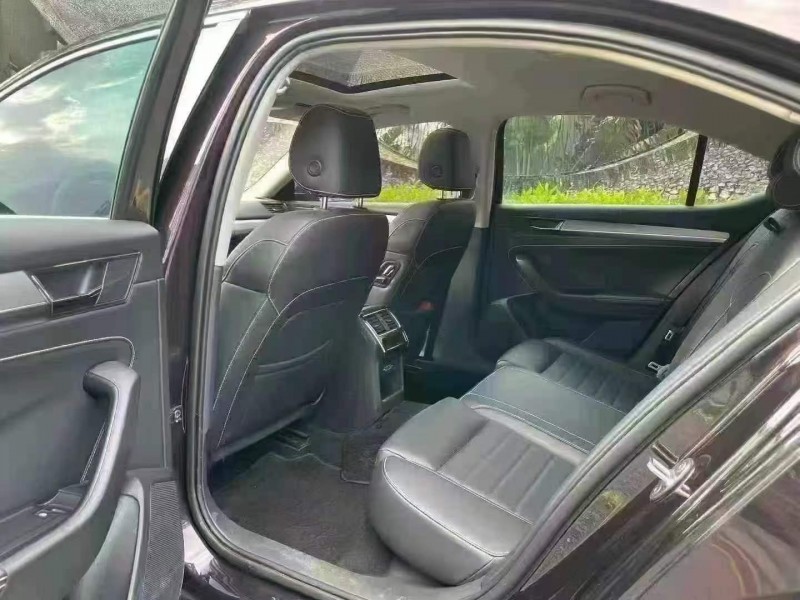 深圳20年斯柯达速派5