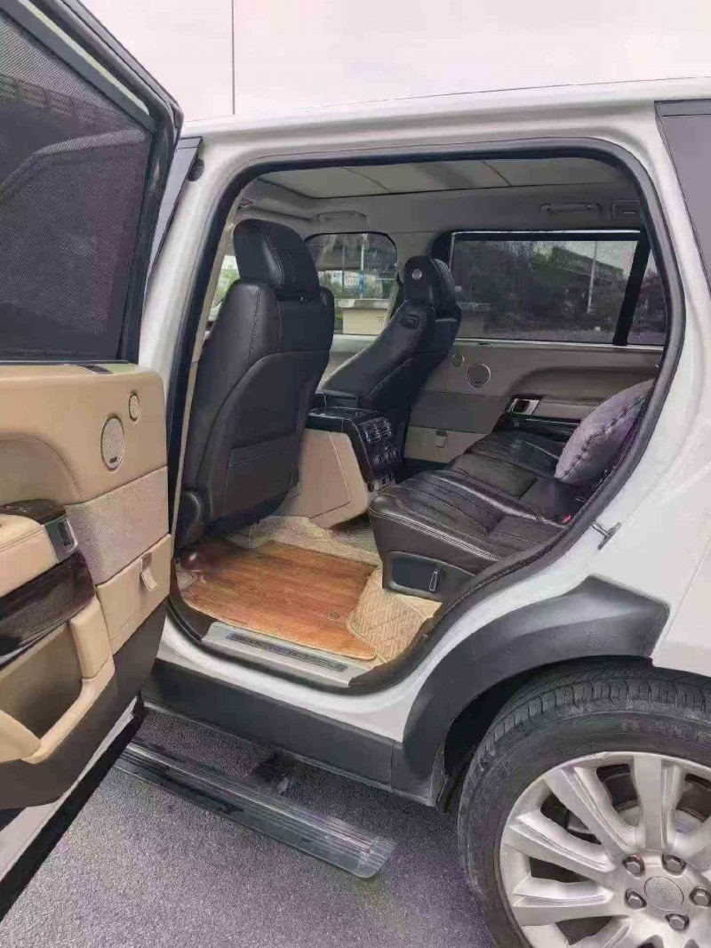 漳州17年路虎揽胜行政4