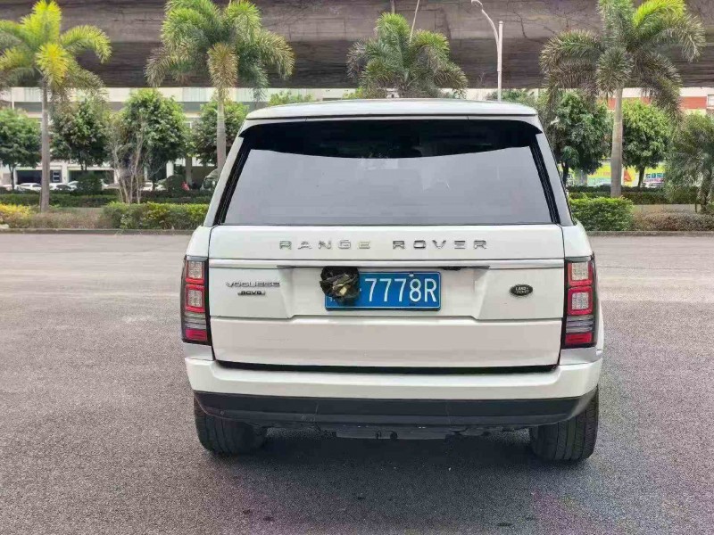 漳州17年路虎揽胜行政9