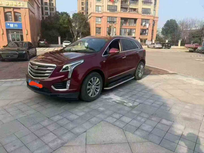 金华18年凯迪拉克XT52