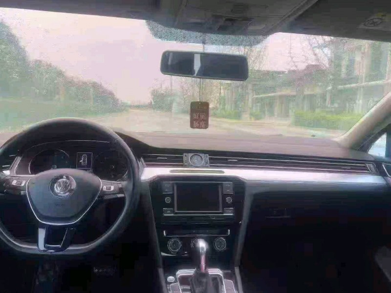 苏州17年大众迈腾5