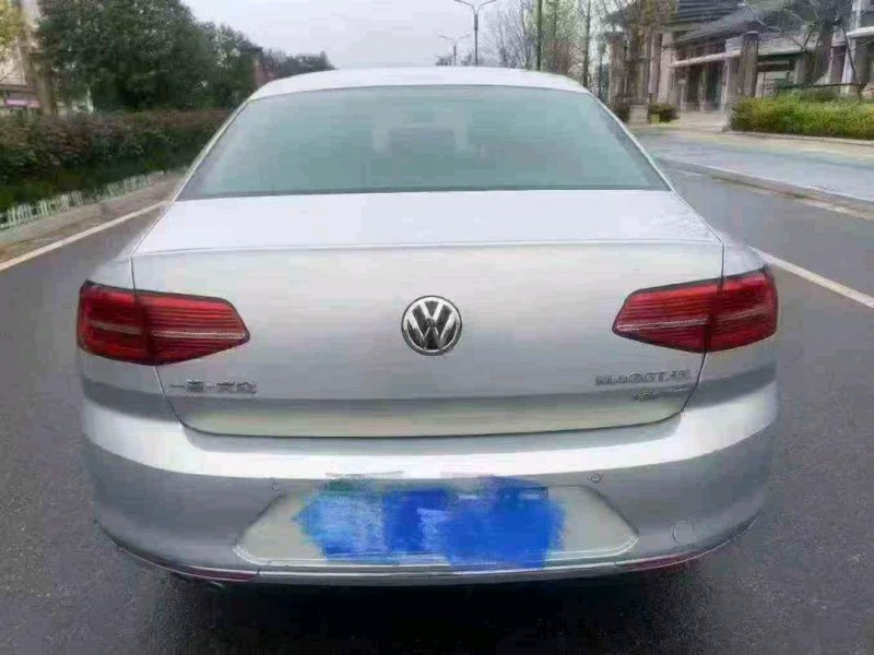 苏州17年大众迈腾9