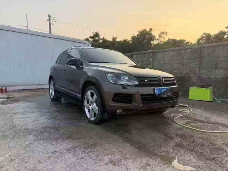 深圳14年大众途锐2