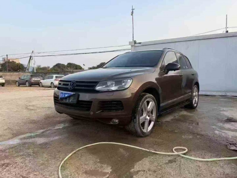 深圳14年大众途锐3