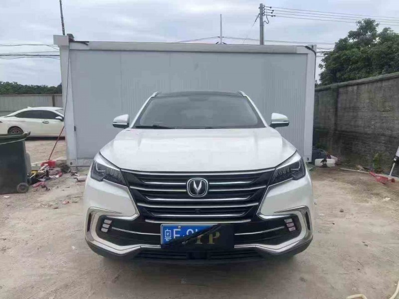 深圳19年长安汽车CS851