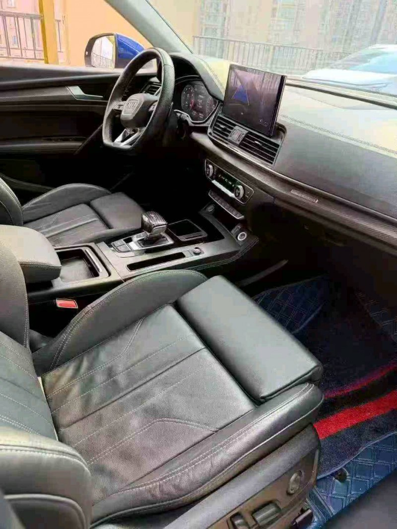 苏州22年奥迪Q56