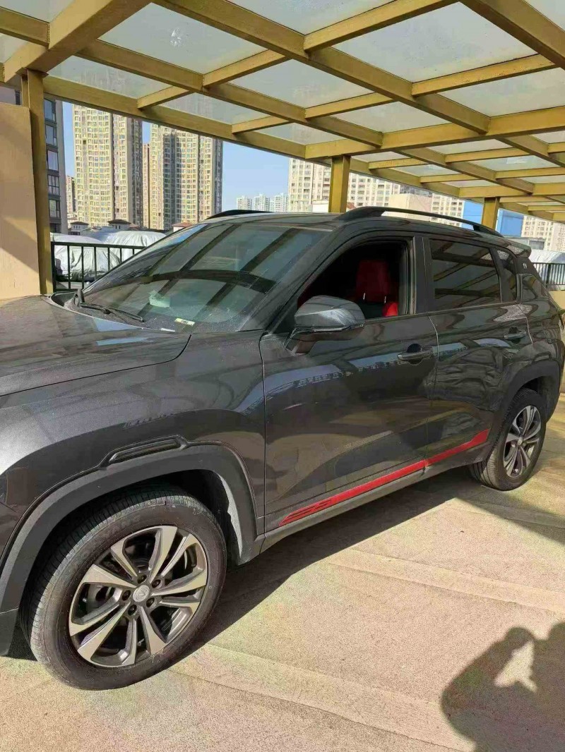 苏州25年长安汽车CS352