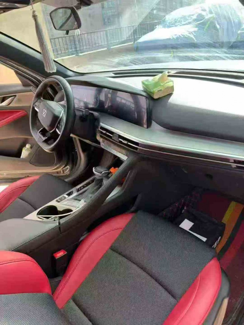 苏州25年长安汽车CS354