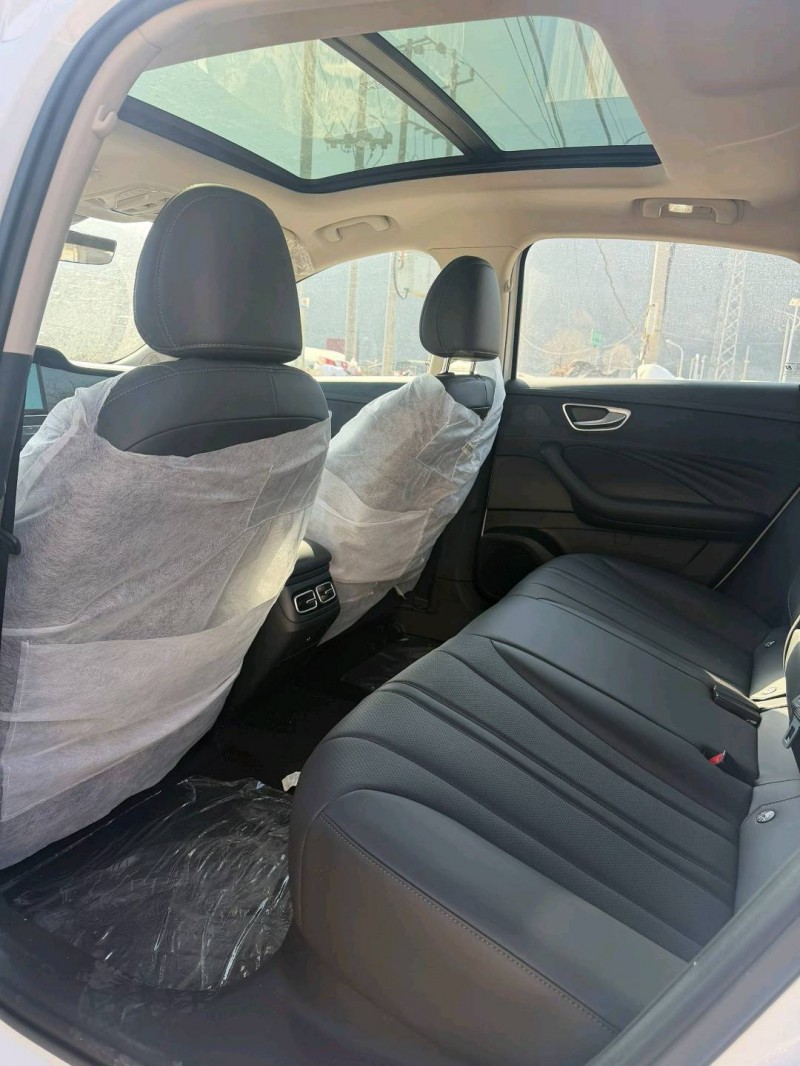 承德26年荣威D75