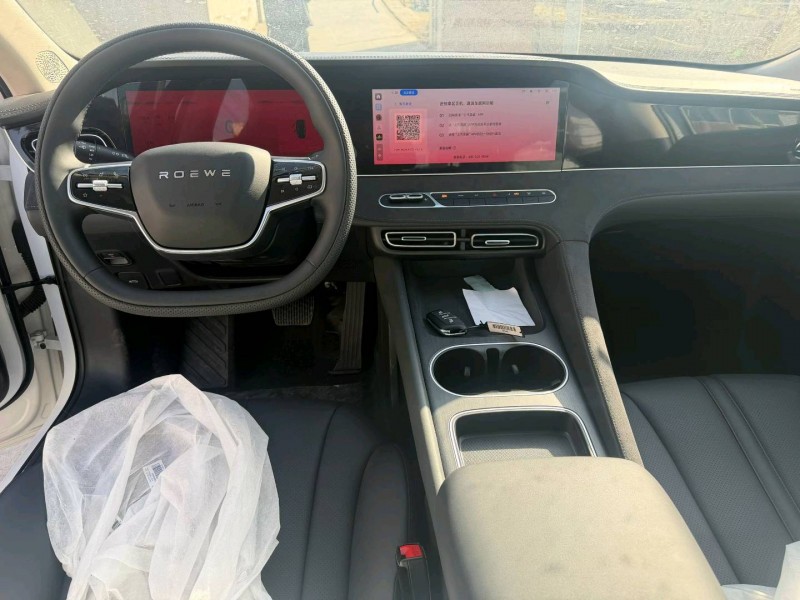 承德26年荣威D76