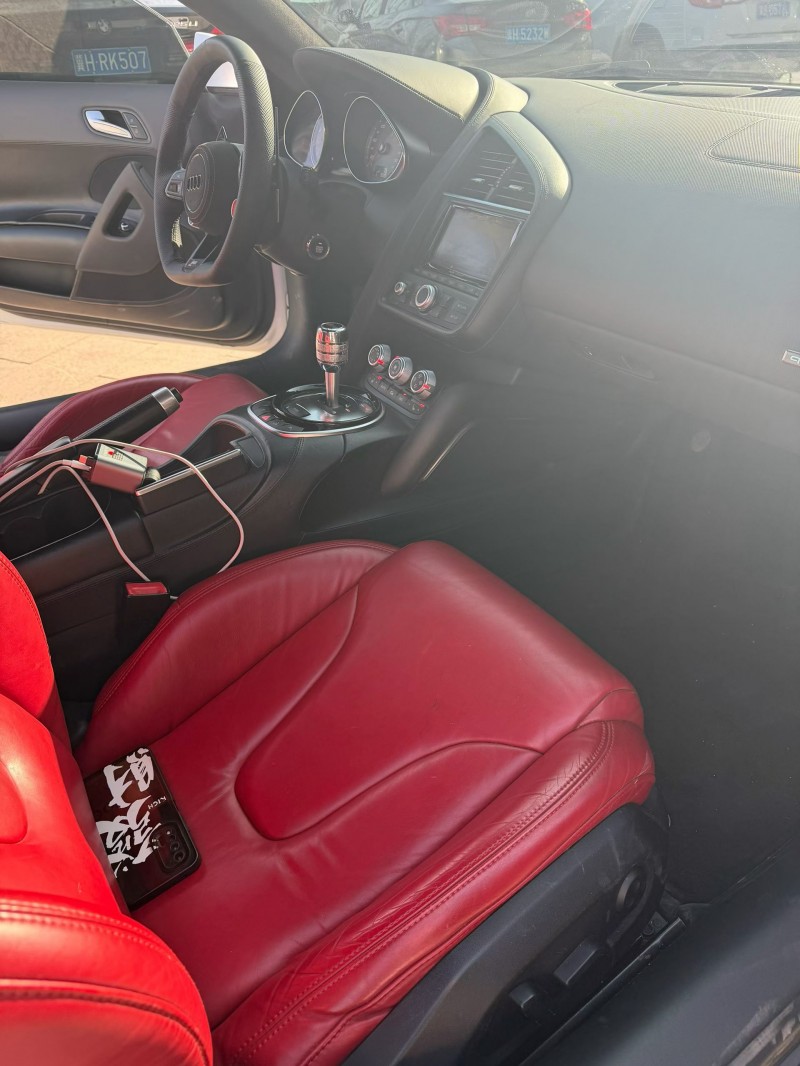 承德16年奥迪R85