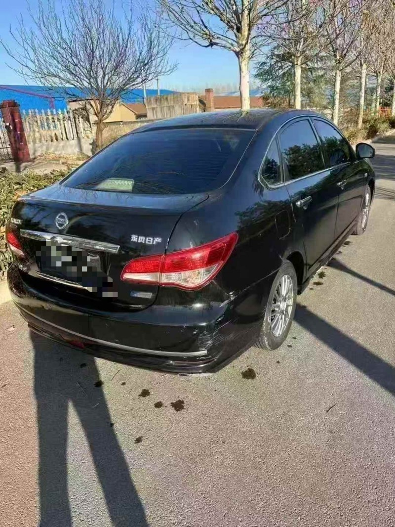 临沂19年日产轩逸7