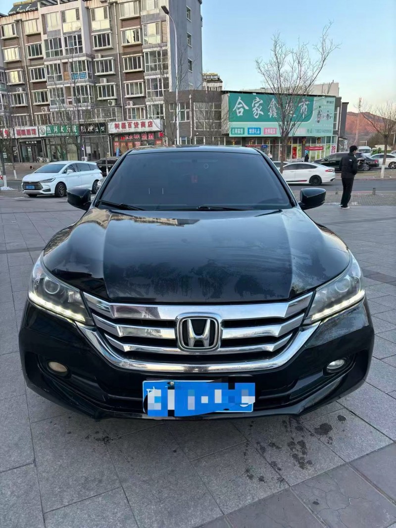 承德14年本田雅阁1