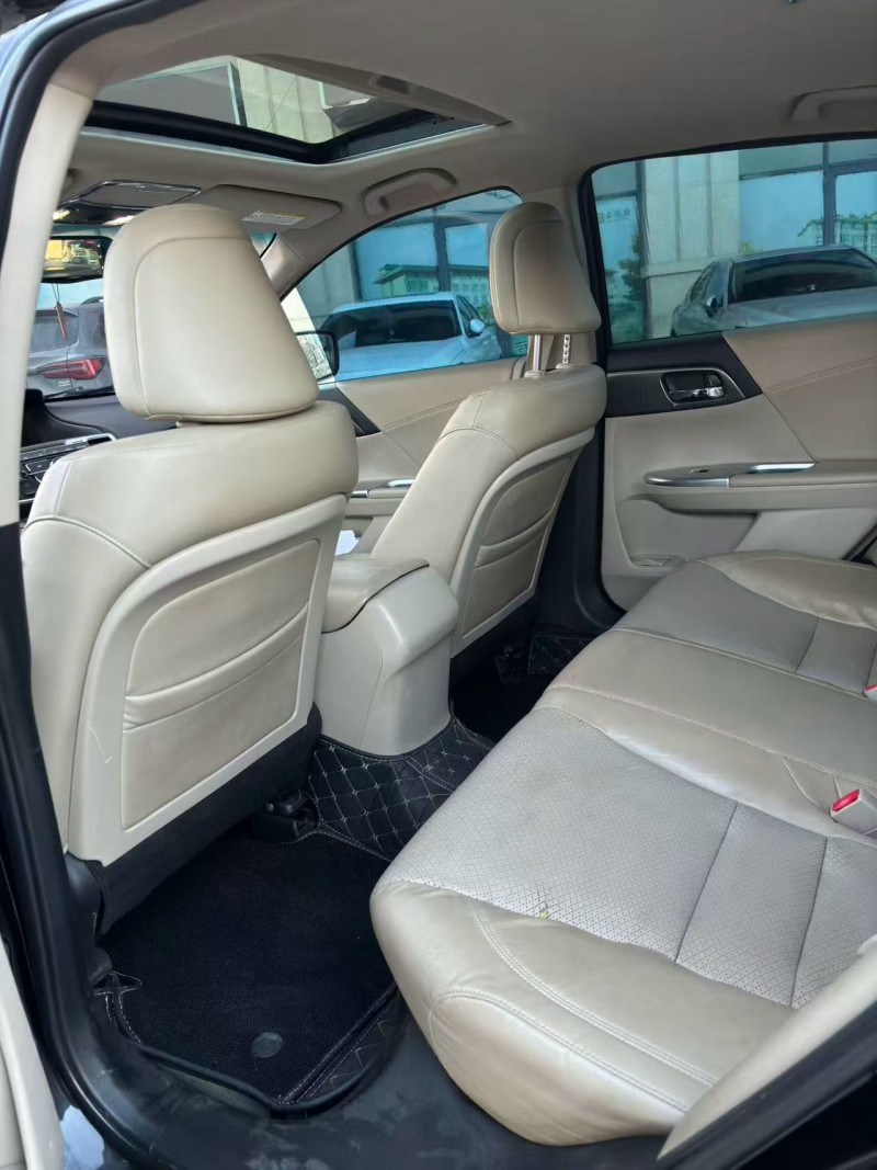 承德14年本田雅阁4