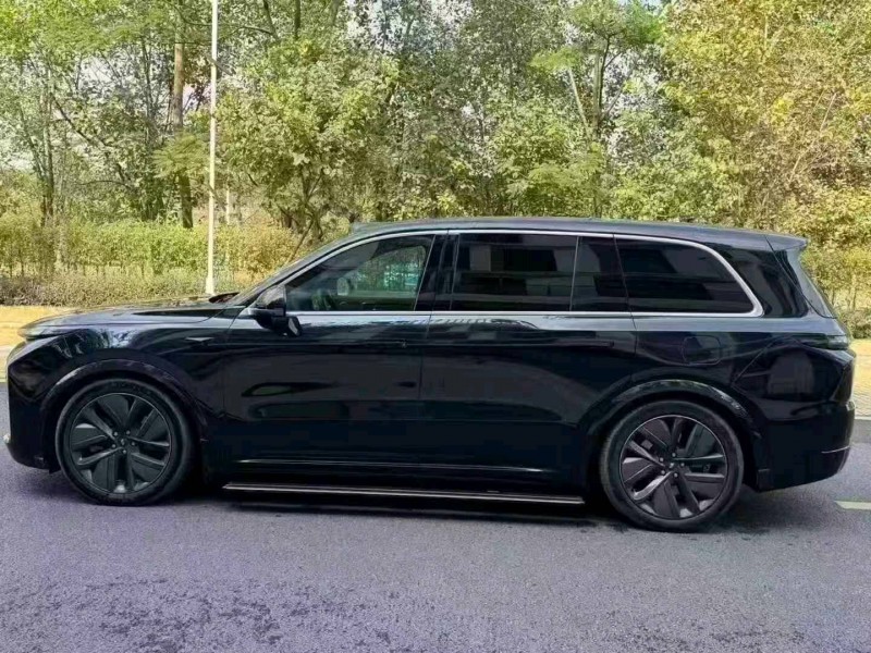 广州23年理想L93