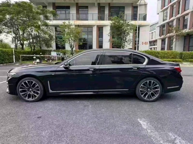 广州19年宝马7系7