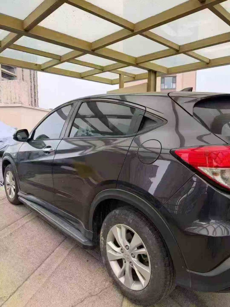 南通19年本田缤智8