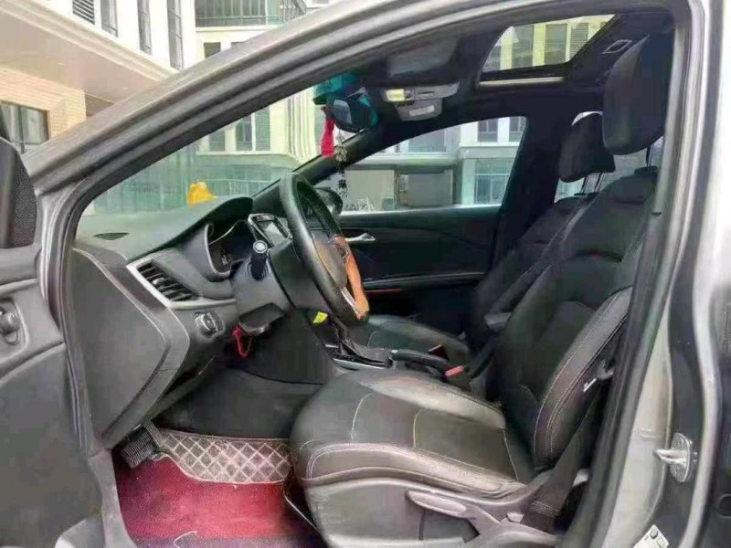 广州19年雪佛兰科鲁泽7