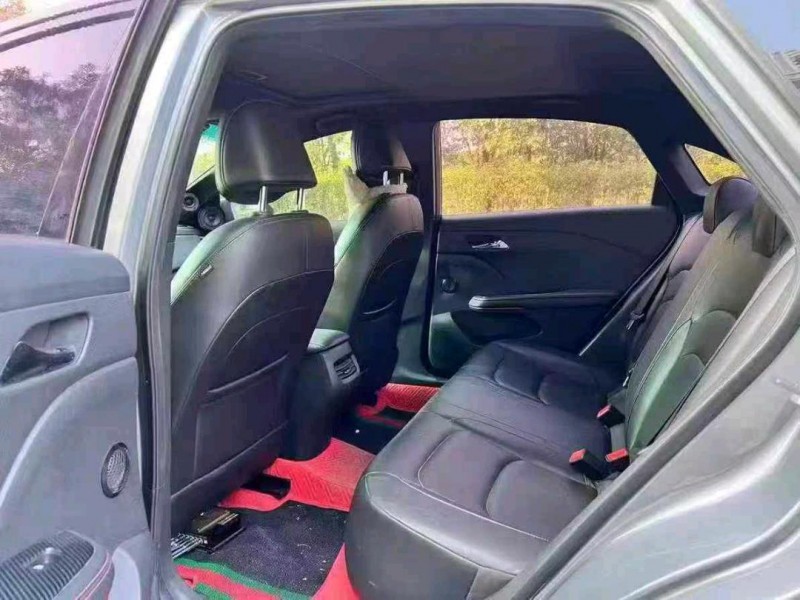 广州20年雪佛兰科鲁泽3