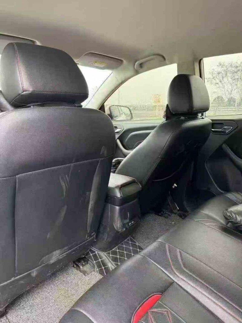 常州19年东南汽车DX36