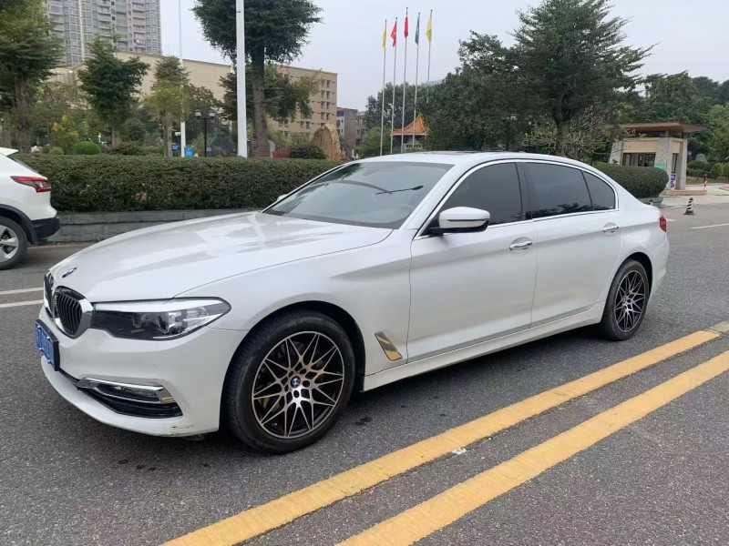 茂名18年宝马5系3