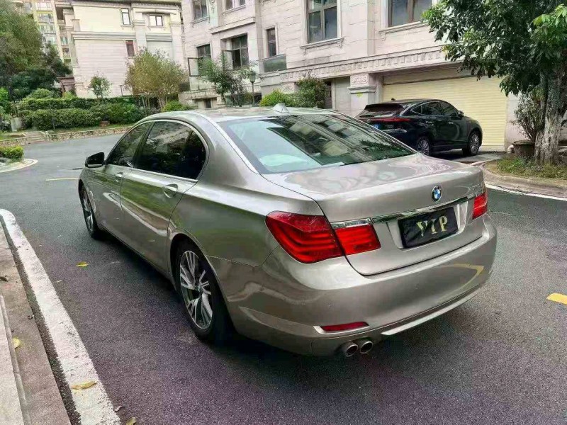 佛山20年宝马7系7