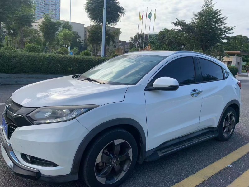 茂名16年本田缤智3