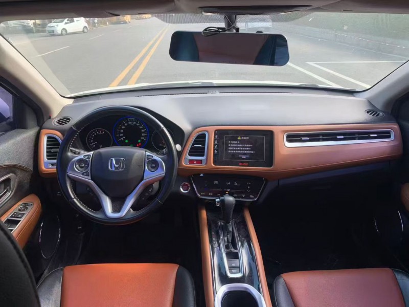 茂名16年本田缤智5