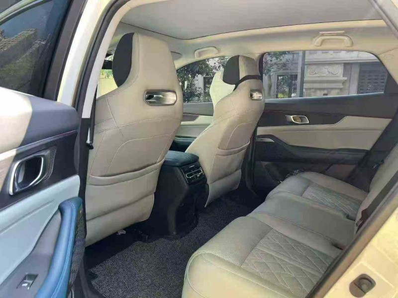 汕头23年长安汽车UNI7