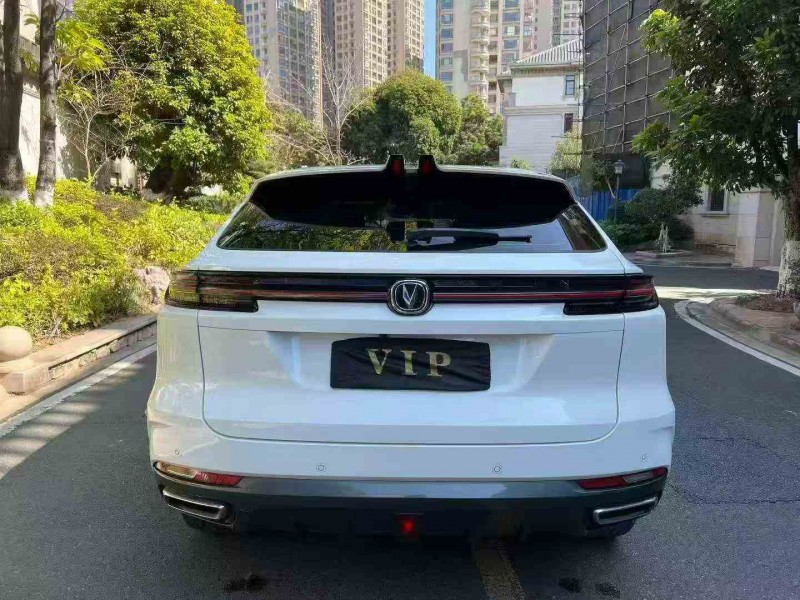 汕头23年长安汽车UNI9