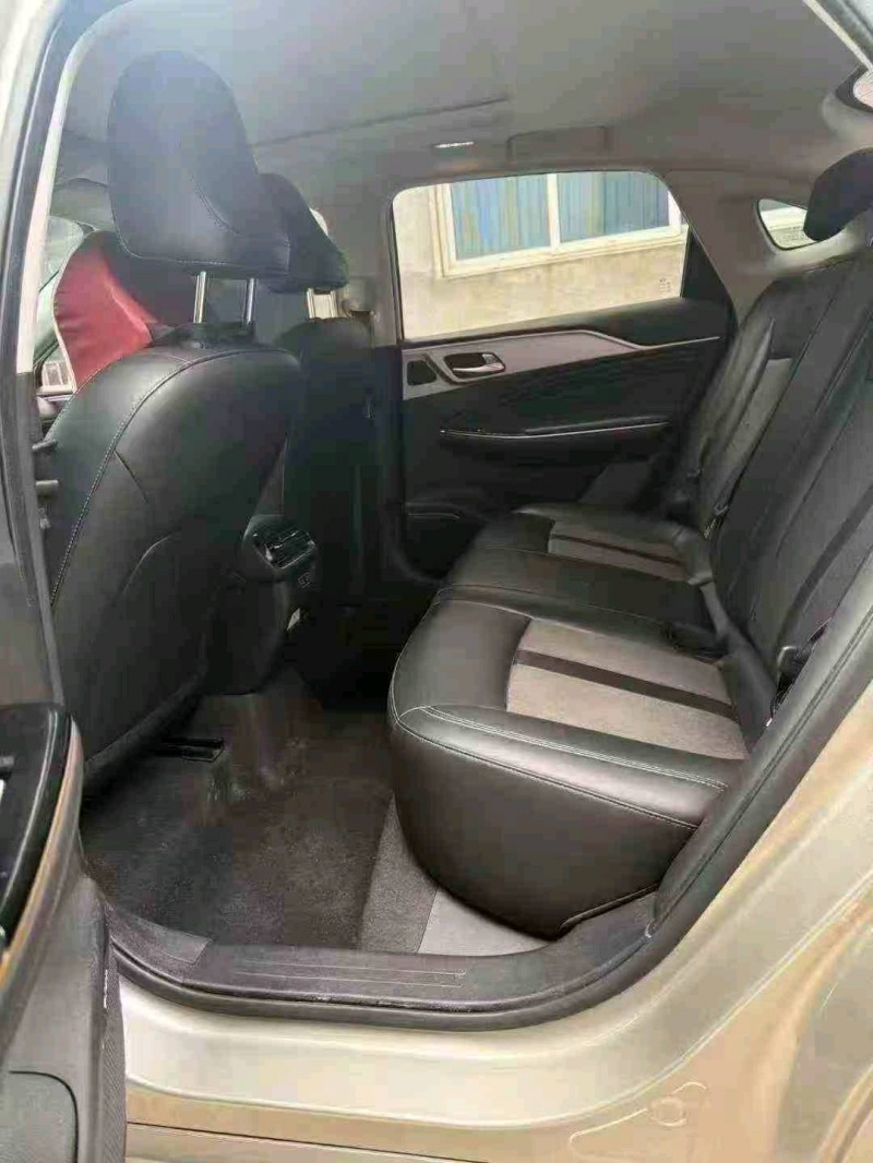 广元23年传祺埃安S5