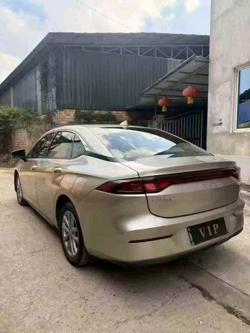 广元23年传祺埃安S8