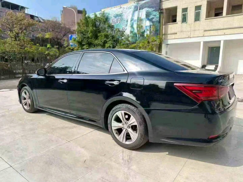 江门17年丰田皇冠7