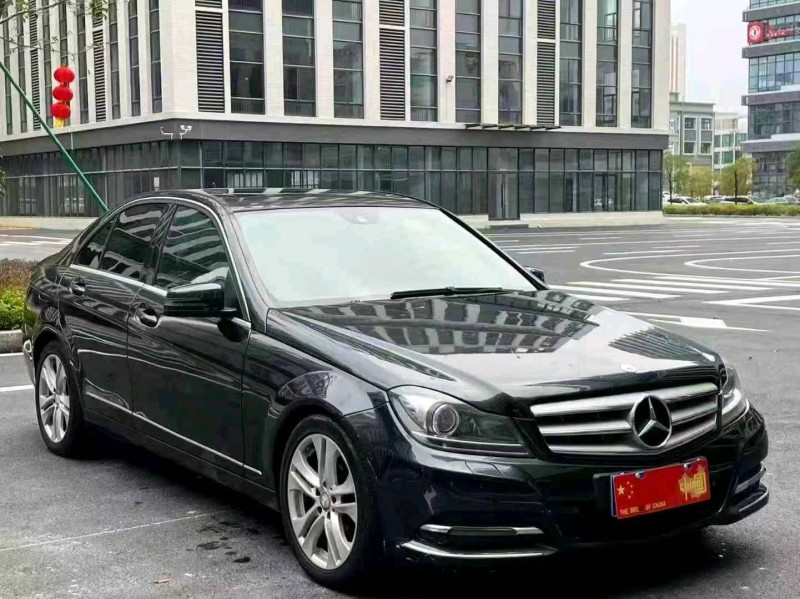 广州12年奔驰C3