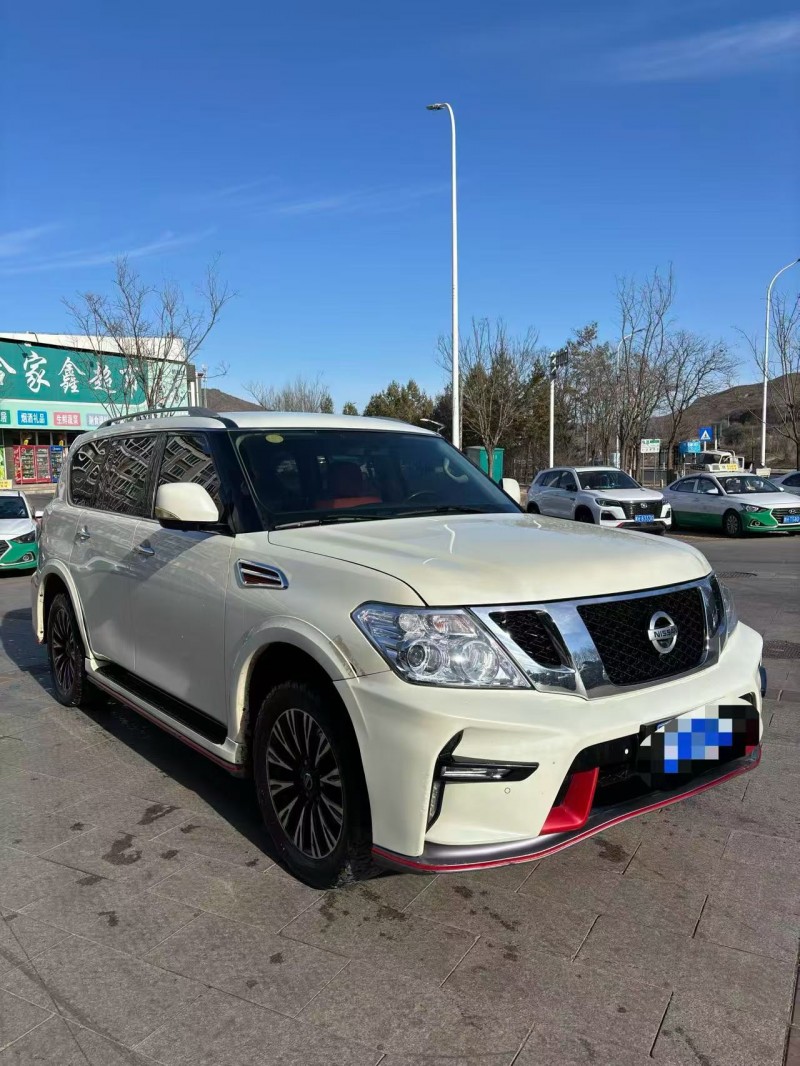 承德18年日产途乐2