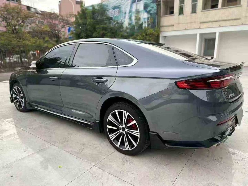 深圳25年吉利星瑞8