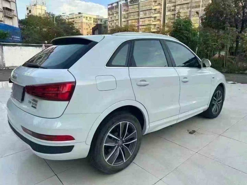 珠海19年奥迪Q38