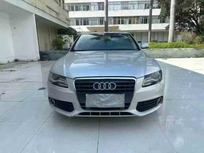 珠海12年奥迪A4L1