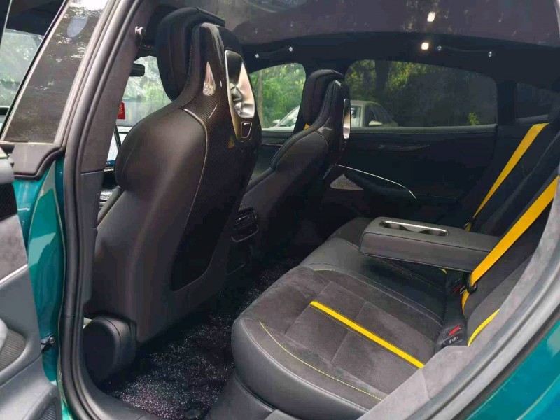 重庆25年小米SU74