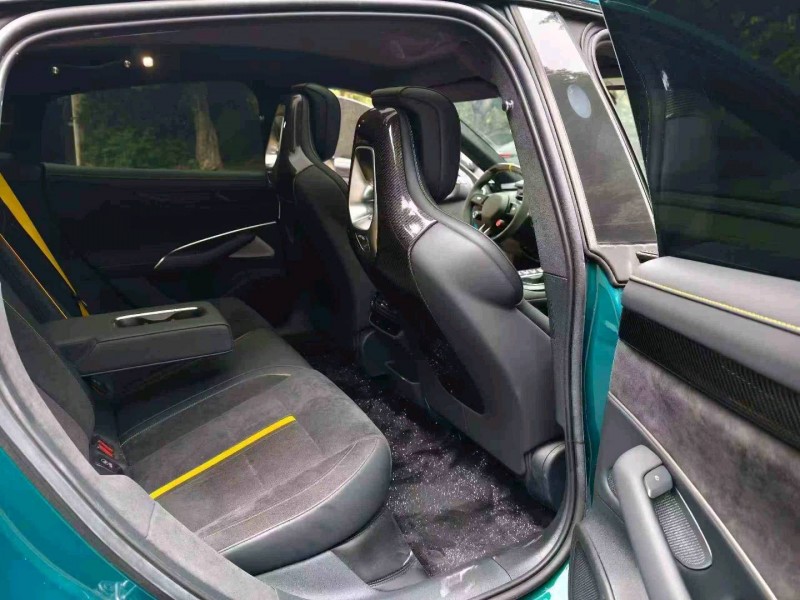 重庆25年小米SU75