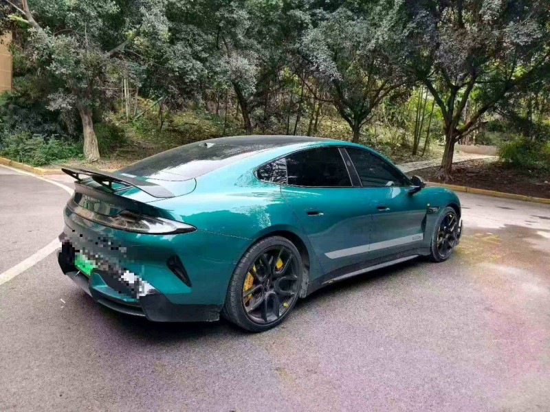 重庆25年小米SU79