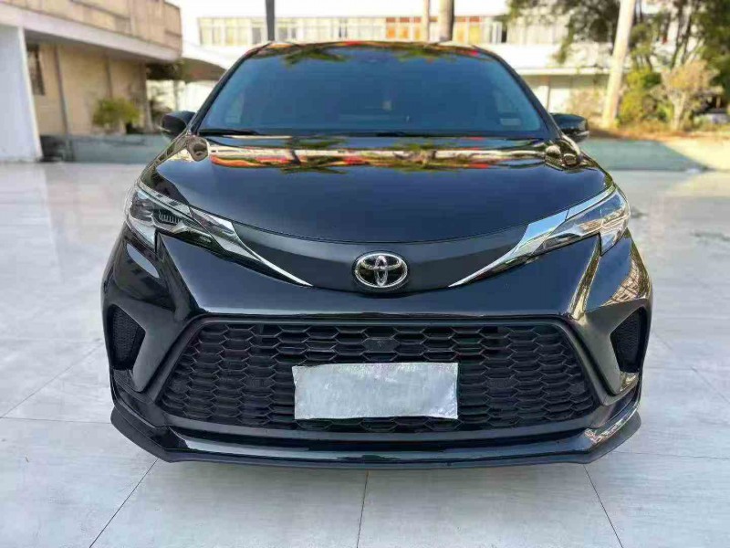 珠海24年丰田格瑞维亚1