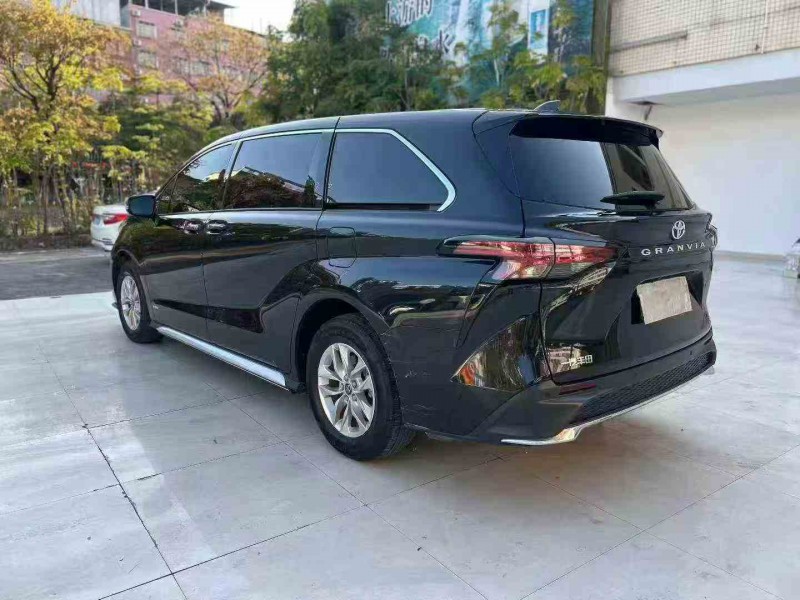 珠海24年丰田格瑞维亚8